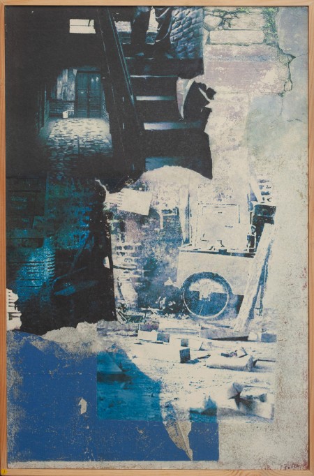 La maison du canal 92x60. Il faisait très froid brusquement, un froid qui donnait un éclat et une limpidité particulière.
Le temps semblait s'être arrêté , je su alors que Marthe ne reviendrait plus. Francine JUNKA artiste peintre française : "la maison du canal". Techniques mixtes avec peinture acrylique, impressions artistiques, retouches d'images, jeux de matières et collages.